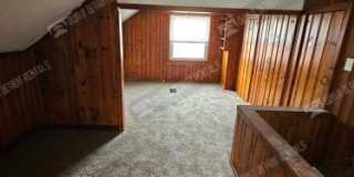 8442 Warwick St Gallery 17