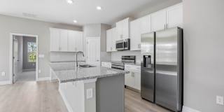 4-bedroom 3 Bathroom Rental w/ In-Law Suite Gallery 14