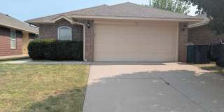 Modern Living in Edmond Gallery 1