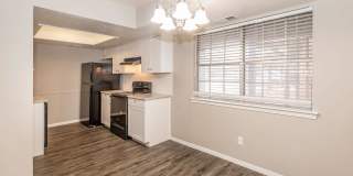 Camelot Apartments Gallery 90