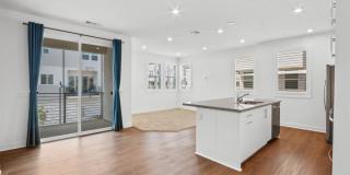 1719 West Bushell Street Gallery 1