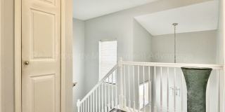 Beautifully Updated 2-Bedroom Townhouse w/ Finished Basement - Close to Royal Oak, Ferndale, Pleasant Ridge! Gallery 15