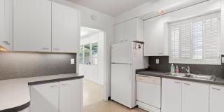 1725 N Lakeside Drive Gallery 20