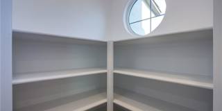 843 Watford Place Gallery 14