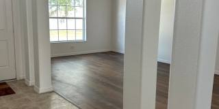 136 Grantham Drive, Davenport 3 bedroom 2 bath 2 car garage Gallery 18
