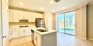 Spacious Temeku Hills 4 Bedroom Home Next to Golf Course with Beautiful Fairway Views Gallery 11