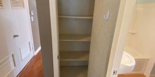 3 Bedroom- Upper Arlington area Gallery 14