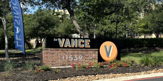 The Vance at Huebner Oaks Gallery 2