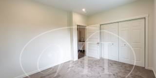 Country Living in Gorgeous 2 Bedroom Home Near Town Gallery 19