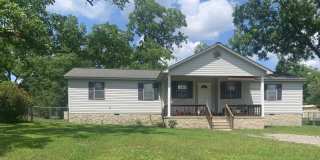 4 Bed/2 Bath Home Gallery 1