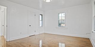 1524 Northeast 8th Street Gallery 18