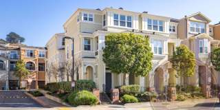 Sunset - 3 BR, 3.5 BA Townhouse 2,225 Sq. Ft. - 3D Virtual Tour, 2 Car Garage Gallery 3