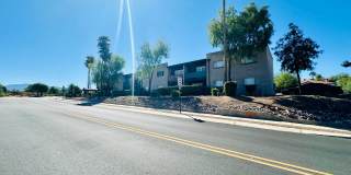 Desert Atrium - Studios, 1 Bedrooms and 2 Bedrooms in Great Location! Community Pool! Gallery 26