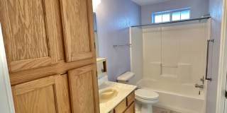Great 3 Bedroom, 2 Bathroom Home in Quiet Neighborhood! Gallery 39