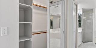 102 Riverside Drive unit: 306 Gallery 32