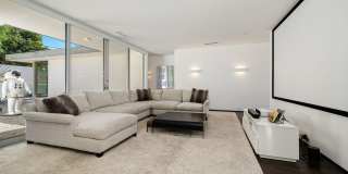 72975 Willow Street Gallery 21