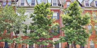 194 MARTIN Lane Gallery 1