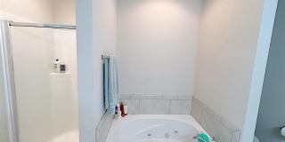 2 Bedroom Townhome Near LSU| Gated Community Gallery 12