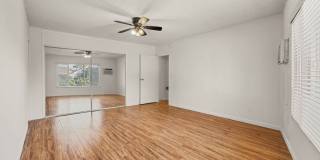 15540 Moorpark St Gallery 12