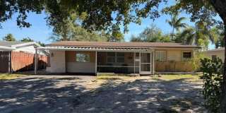 2121 N 57th Ter Gallery 1