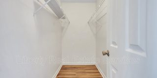 1501 Woodcrest Cir Gallery 11