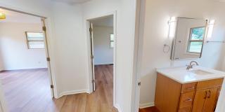 Newly Remodeled 3BR Basement Home | 2400 Sq Ft | 2-Car Garage | 424 Bridge View Knoxville 37914 Gallery 14