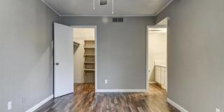 Three 44 Apartments Gallery 8