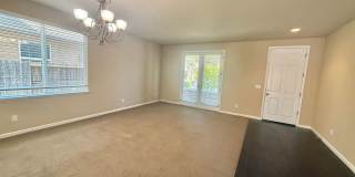 Charming 4 Bedroom Home in Springlake Gallery 22