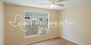 Fully Renovated 4 bedrooms 2 bathrooms! Gallery 12