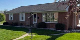 705 FAIRVIEW AVENUE W Gallery 1