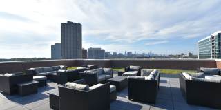 3833 N Broadway Gallery 307