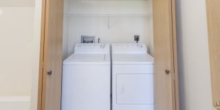 Platinum Valley Apartments Gallery 7