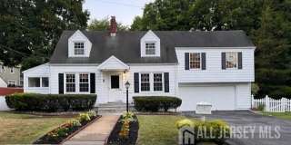 8 Lakeview Avenue Gallery 1