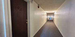 $0 DEPOSIT OPTION. STUNNING 2BED/1BATH CONDO IN HIGHLINE MEADOWS Gallery 5