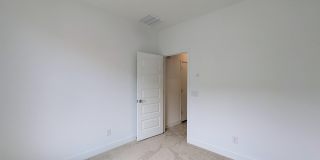 10163 W AMELIA Avenue Gallery 24