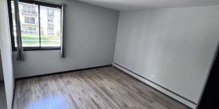 10323 Mayfield Avenue Gallery 3