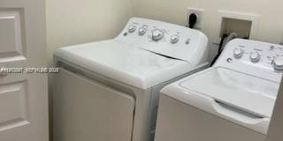 10521 NW 81st Ter Gallery 21