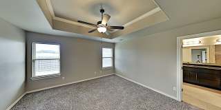 4 Bedroom 2 Bathroom Home in East Edmond with 3 Car Garage - Edmond Schools Gallery 16