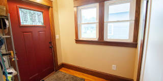 Charming & Spacious Main-Level Apartment Near Downtown Gallery 3