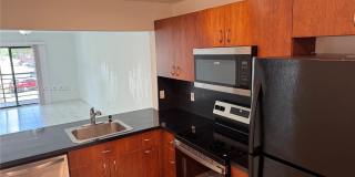 20825 NE 8th Ct Gallery 1