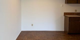 1 Bed / 1 Bath Houghton condo in Kirkland $1,795/month 1 Bed / 1 Bath Houghton condo in Kirkland $1,795/month Gallery 8