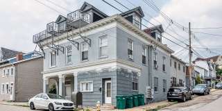 300 - 302 West Sycamore Street Gallery 1