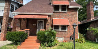 Amazing 3 bedrooms 1.5 bathrooms Amazing 3 bedrooms 1.5 bathrooms Gallery 1