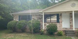 215 Weeks Dr NE Gallery 1