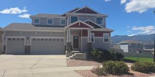 Fantastic Home- 4 Bed, 3.5 bath, 3 car garage, Over 3,200 SQ. FT. Fantastic Home- 4 Bed, 3.5 bath, 3 car garage, Over 3,200 SQ. FT. Gallery 1