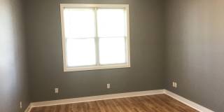 351 S. Madison St Gallery 23