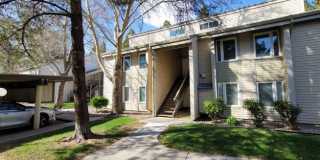 2367 Roundhouse Road Gallery 1