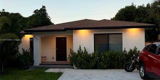 413 SW 10th St Gallery 1