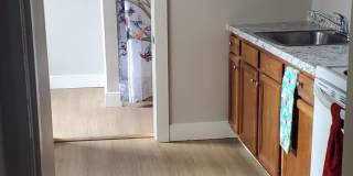 511 S Centre St Gallery 1