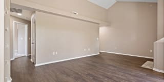 Waters Edge Apartment Homes Gallery 53